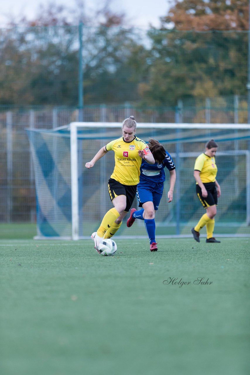 Bild 298 - F SSC Hagen Ahrensburg - SV Frisia 03 Risum-Lindholm : Ergebnis: 2:0